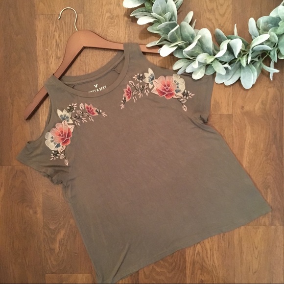 American Eagle Olive Green Cold Shoulder Top - Picture 2 of 7